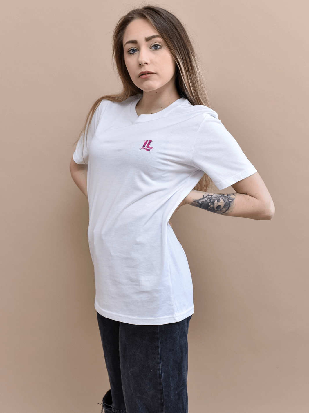 T-shirt bianca Limitlex con stampa Pulp Fiction.