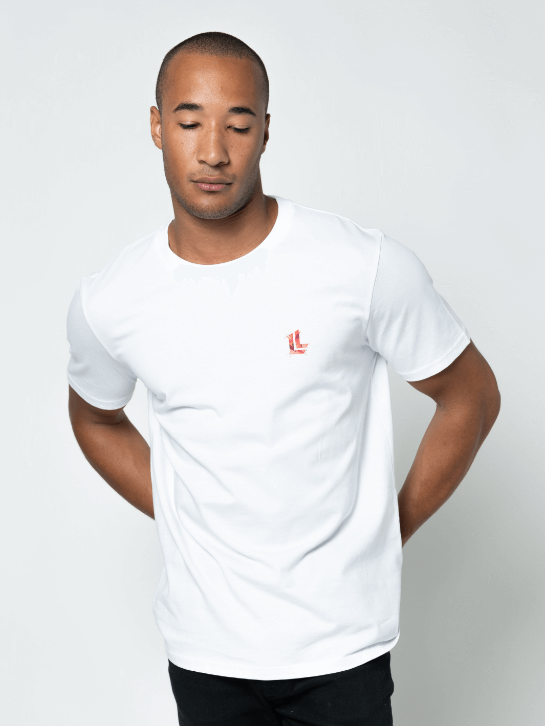 T-shirt bianca Limitlex con stampa Lebron James.